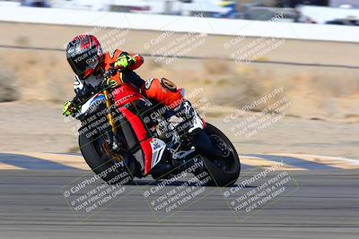 media/Jan-08-2022-SoCal Trackdays (Sat) [[1ec2777125]]/Turn 14 Outside (1050am)/